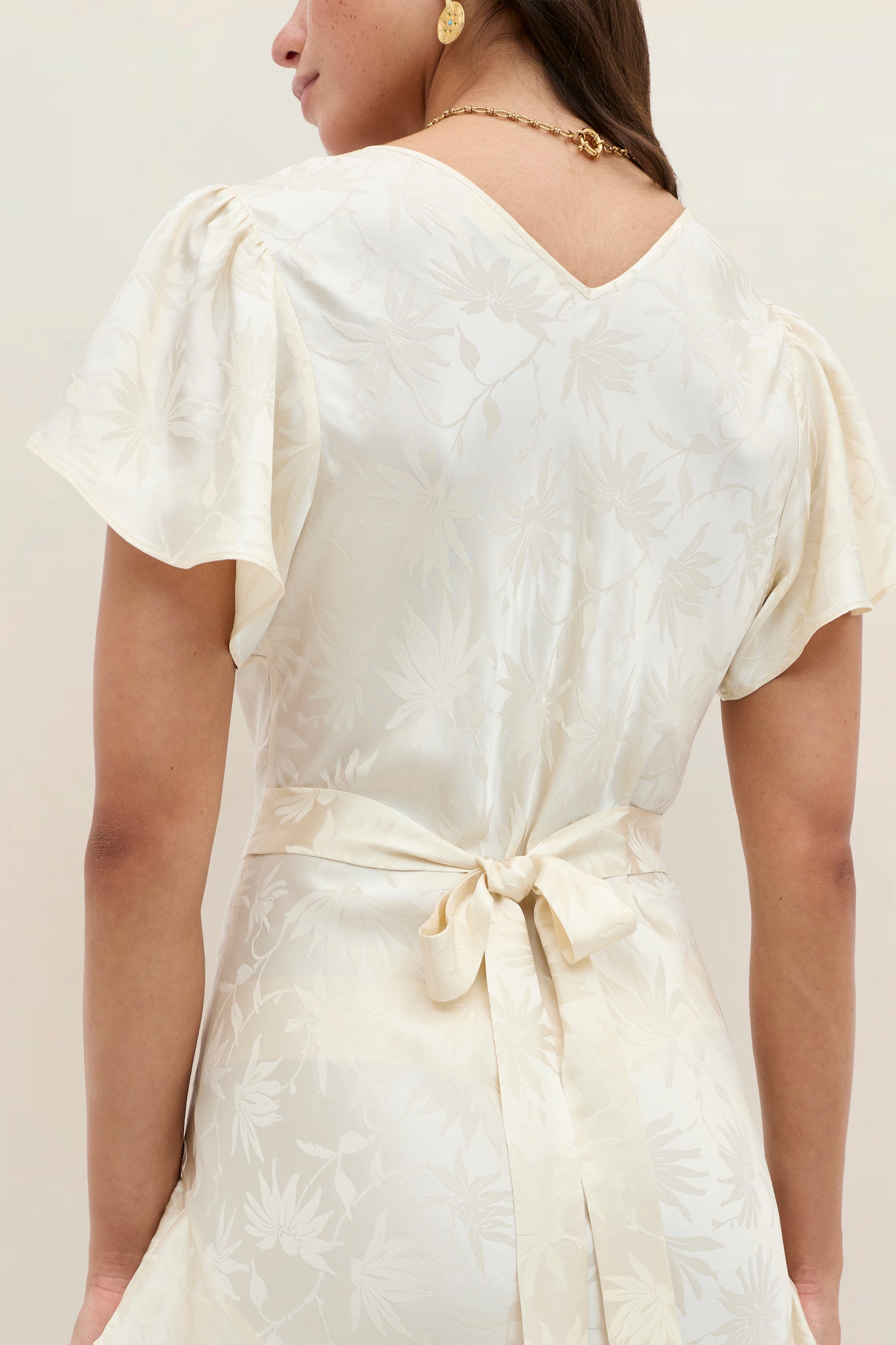 Evie - Daisy Jacquard Champagne