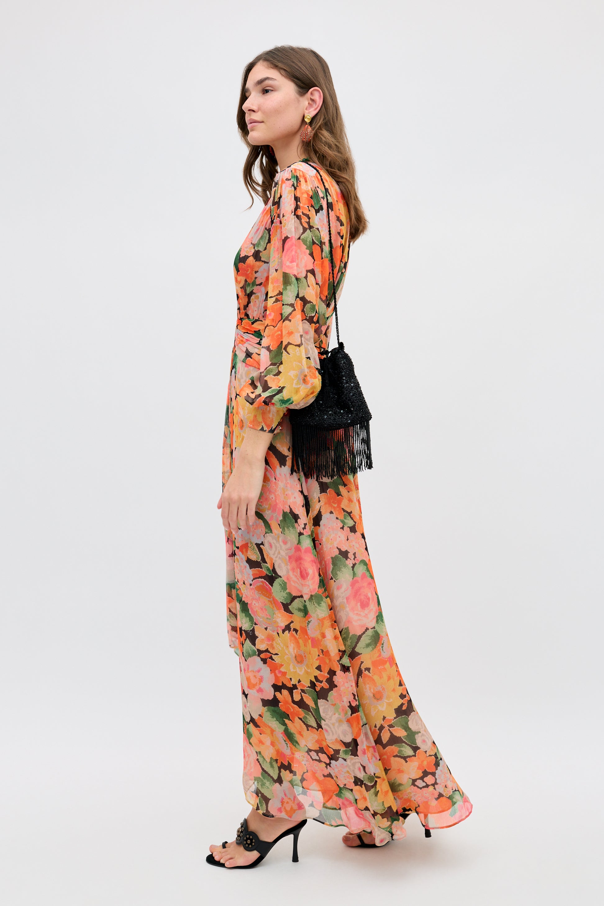 Meera - Chelsea Floral Black