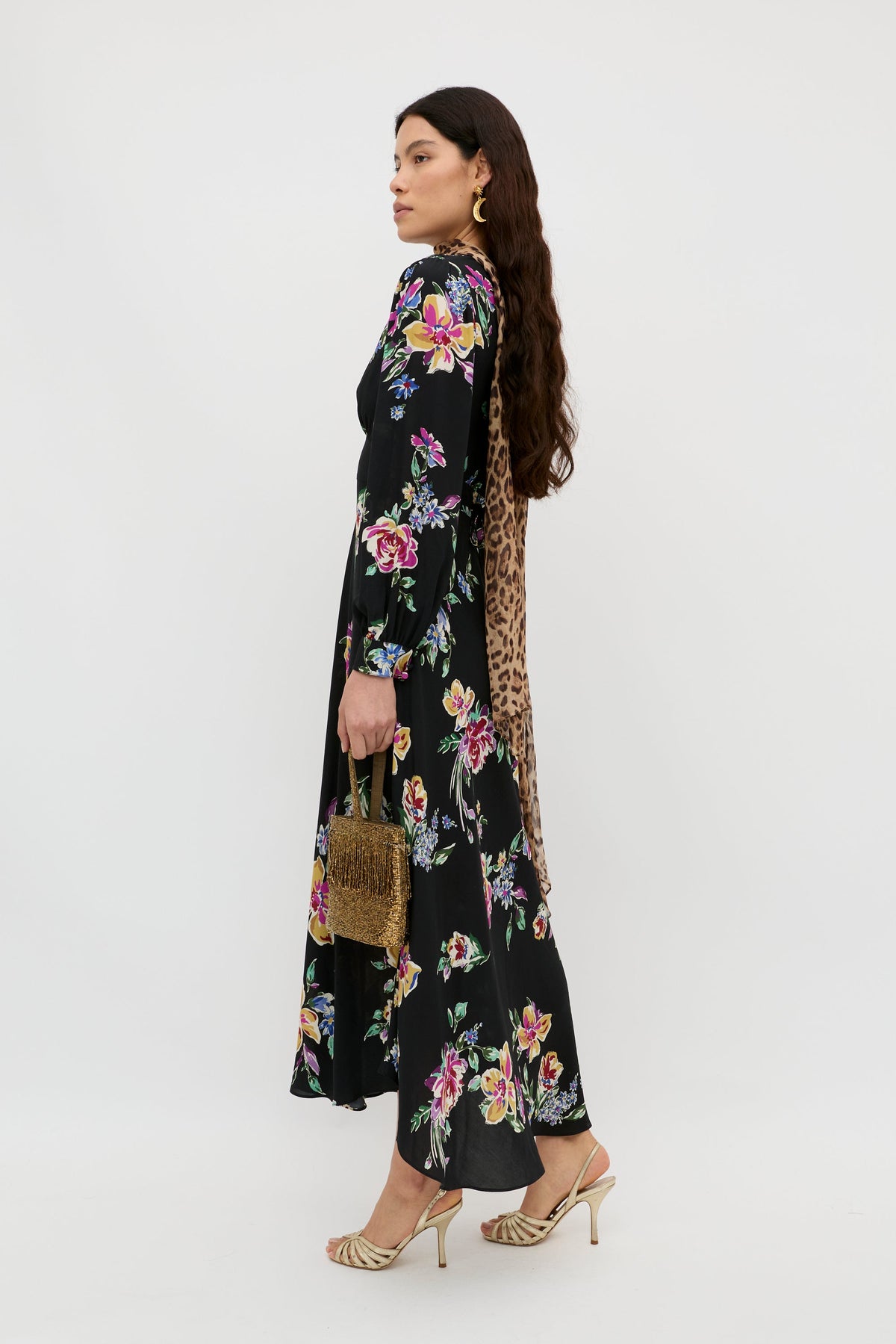 Trula  -  Vintage Bloom Black