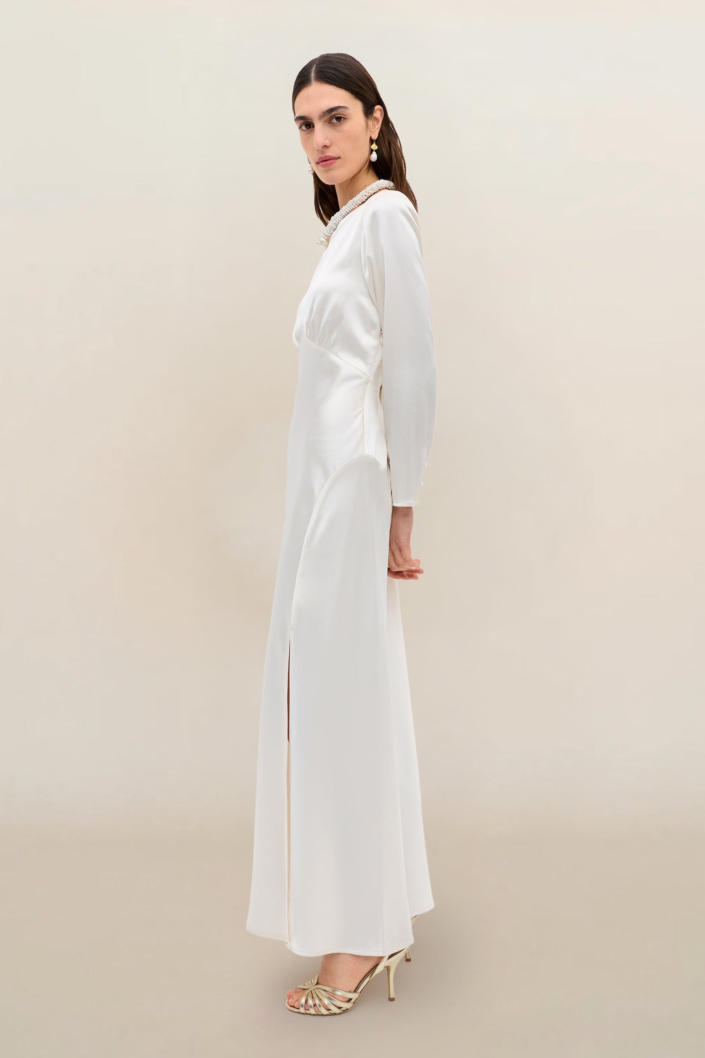 Devina  -  Pearl