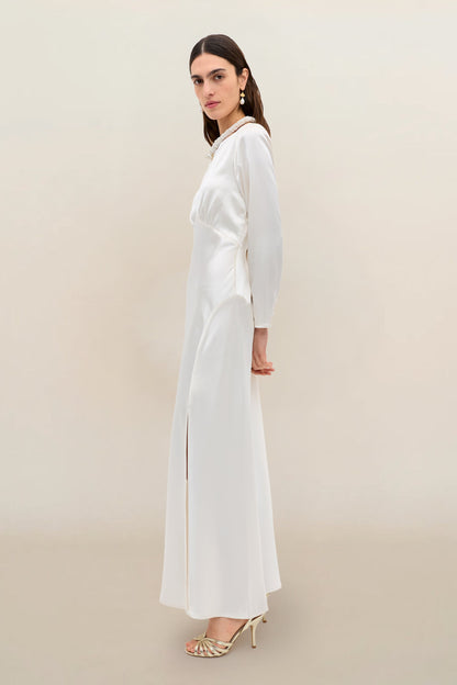Devina  -  Pearl