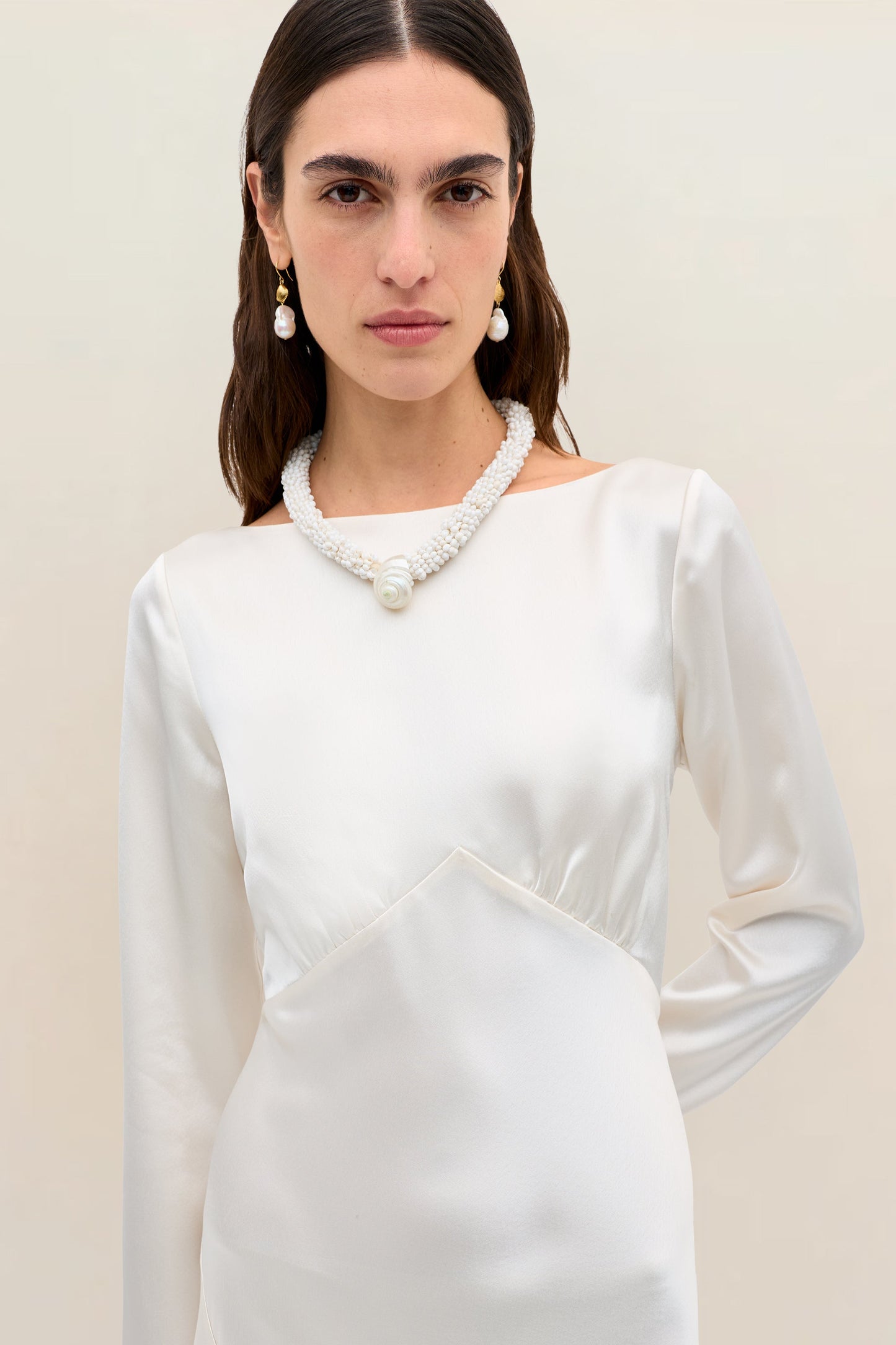 Devina  -  Pearl
