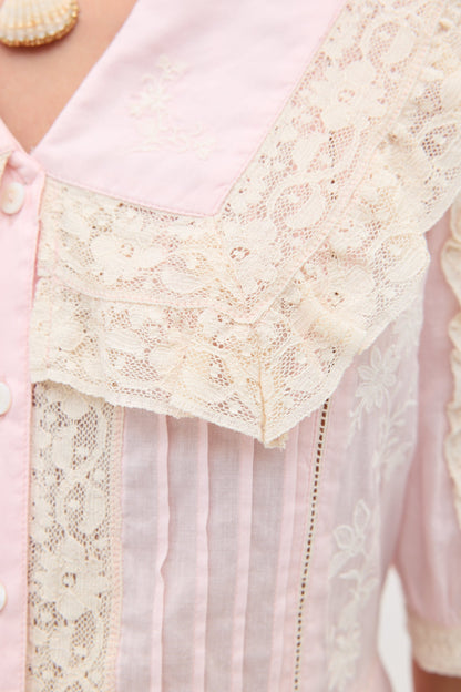 Dove - Pansy Embroidery Vintage Pink