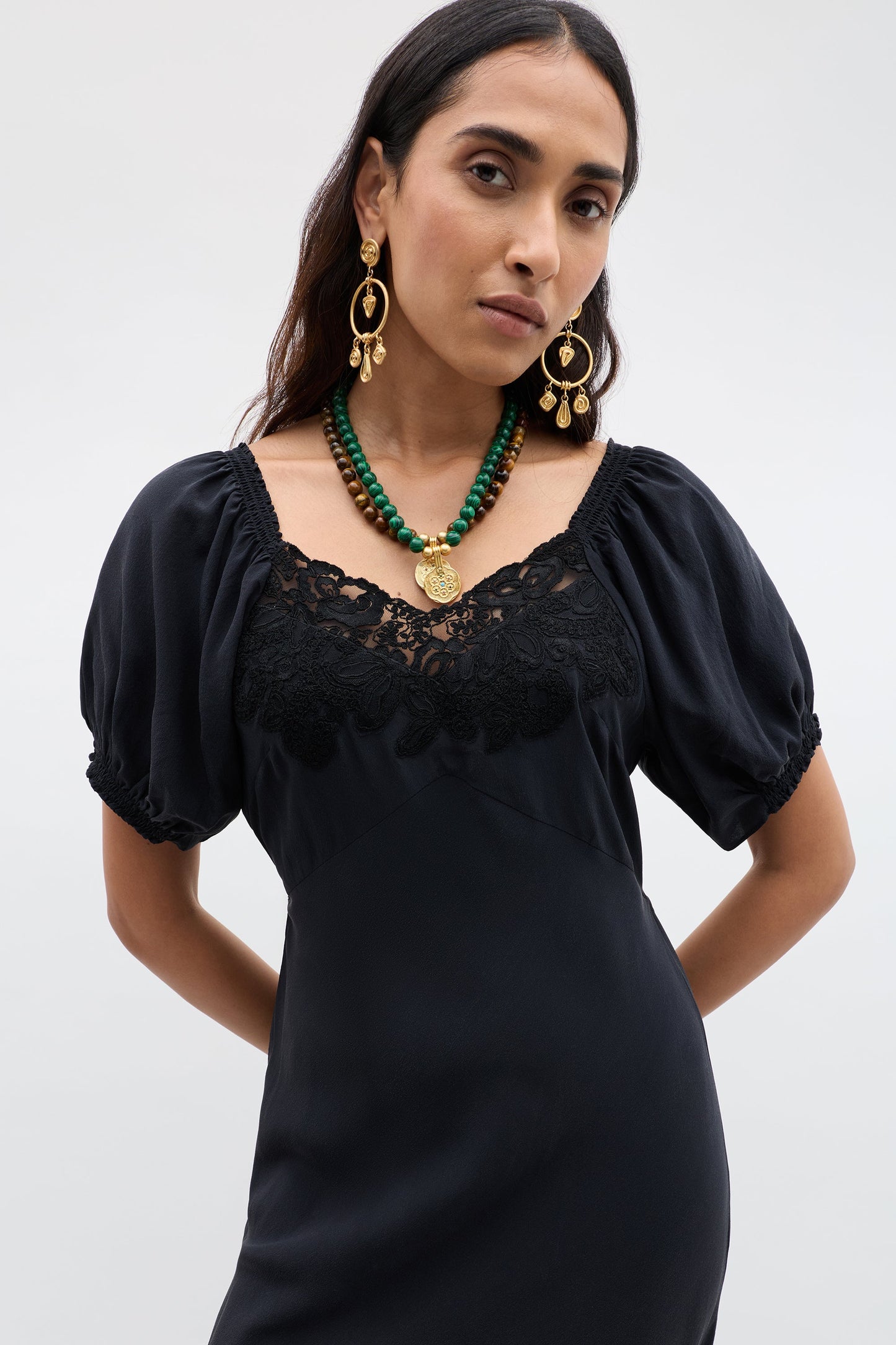 Ilaria  -  Black