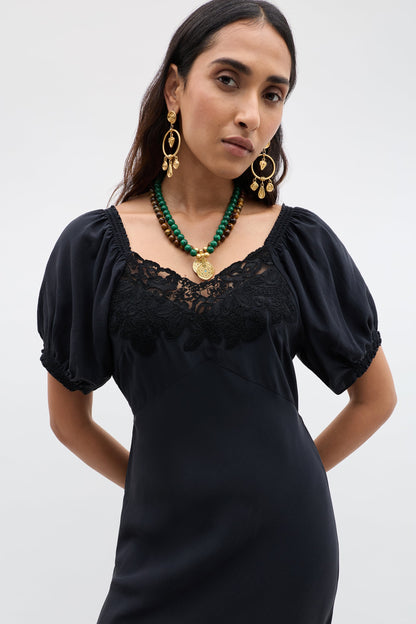 Ilaria  -  Black