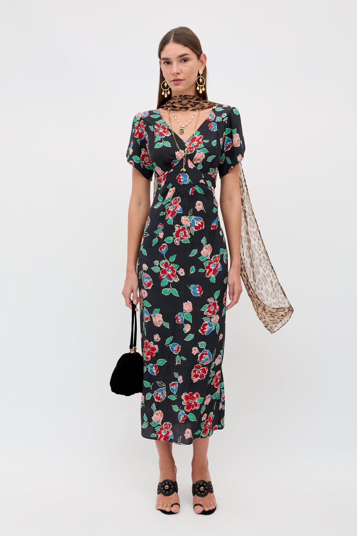Riella - Kimmie Floral Charcoal