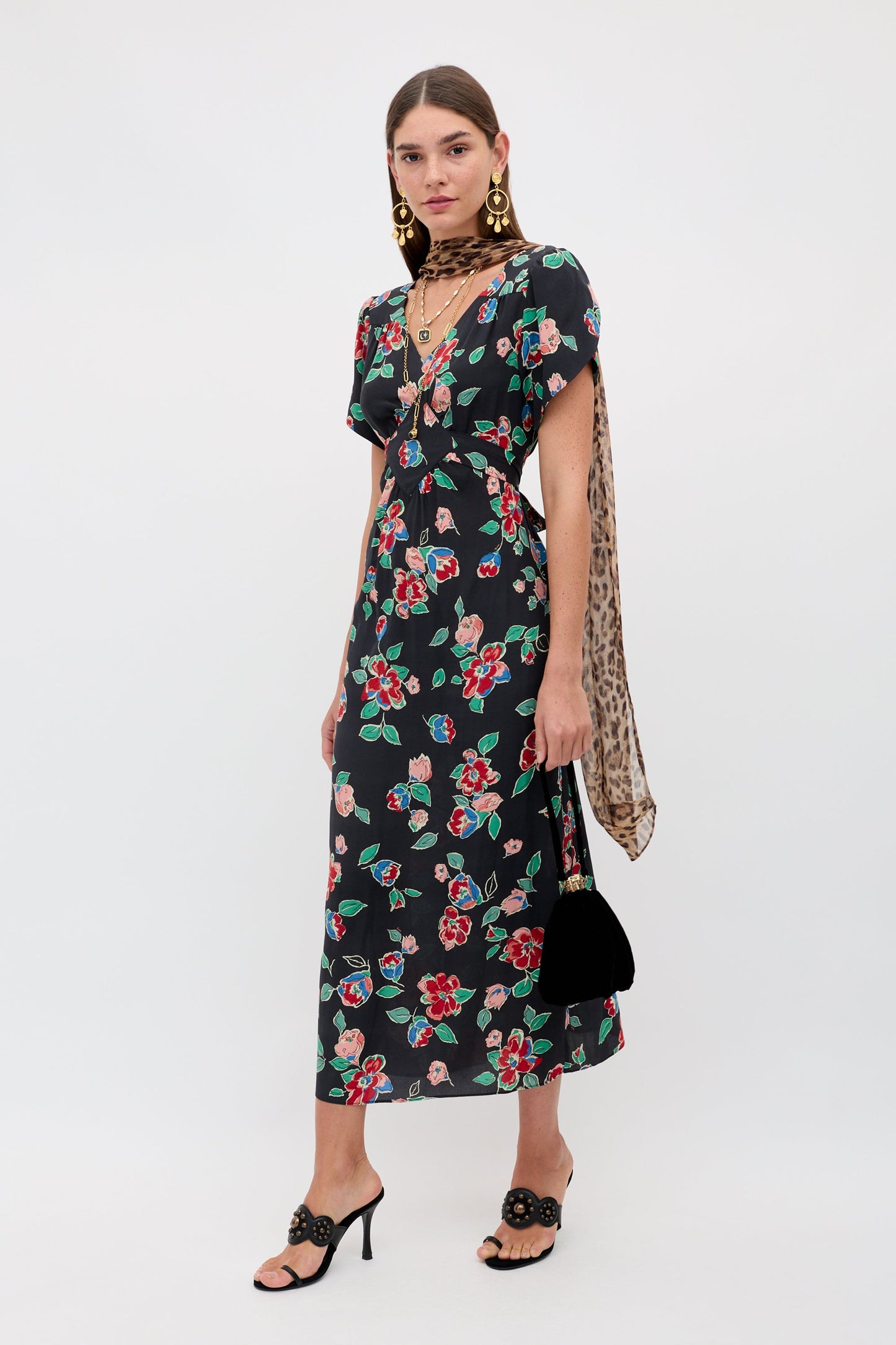 Riella - Kimmie Floral Charcoal