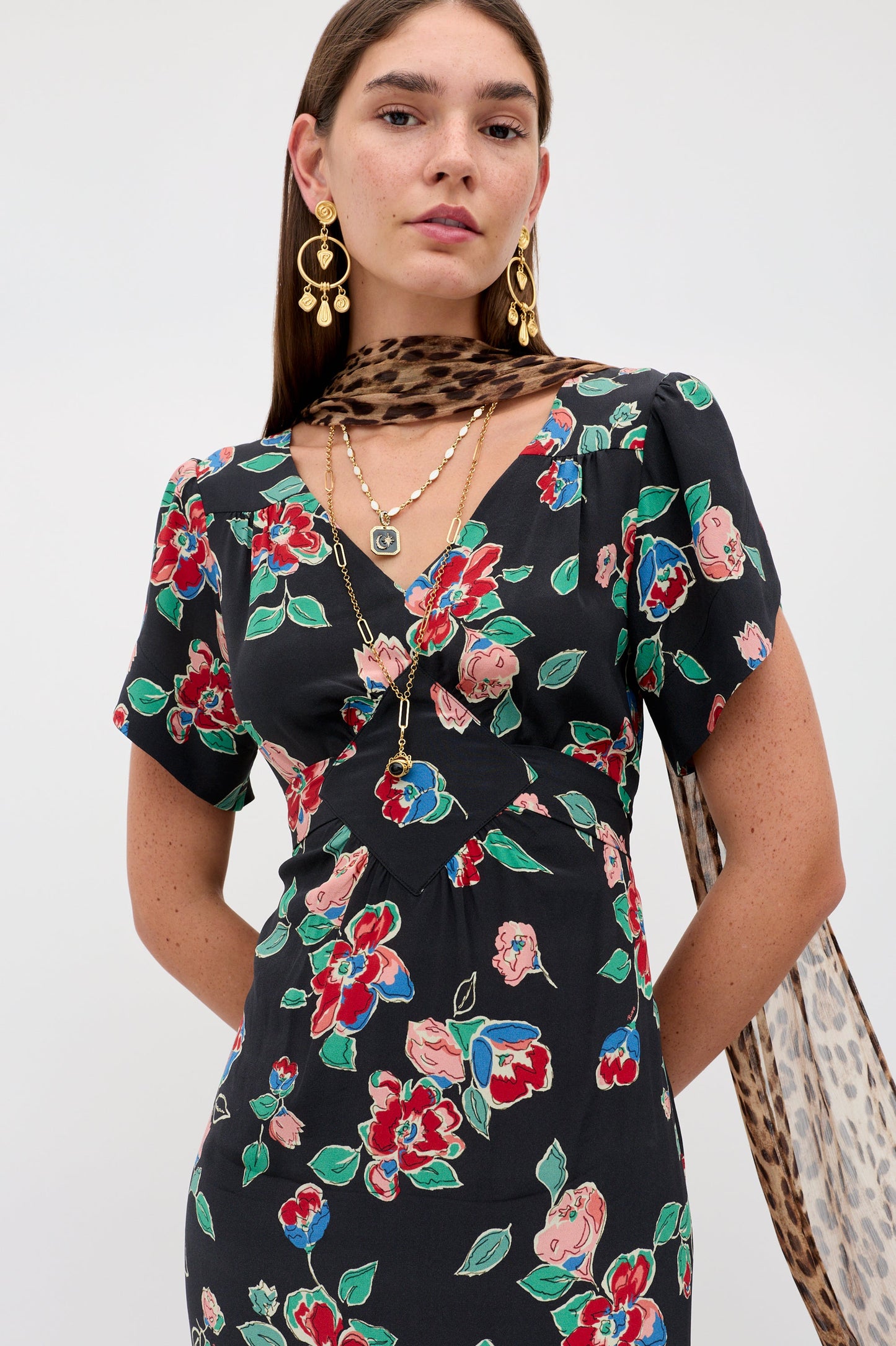 Riella - Kimmie Floral Charcoal