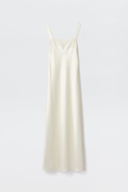 Maybelle -  Ivory