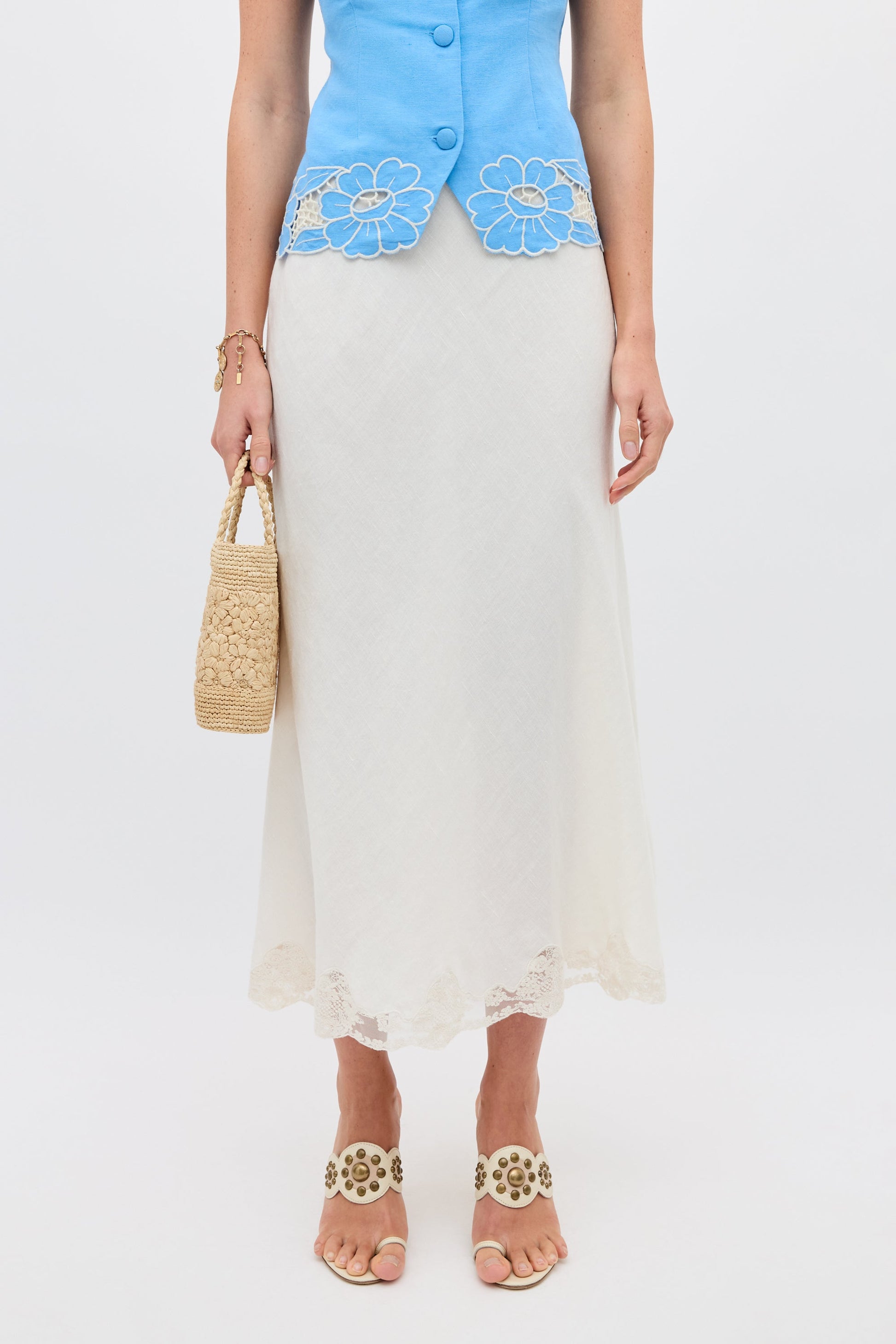 Lucca - Daisy Cutwork Embroidery Blue