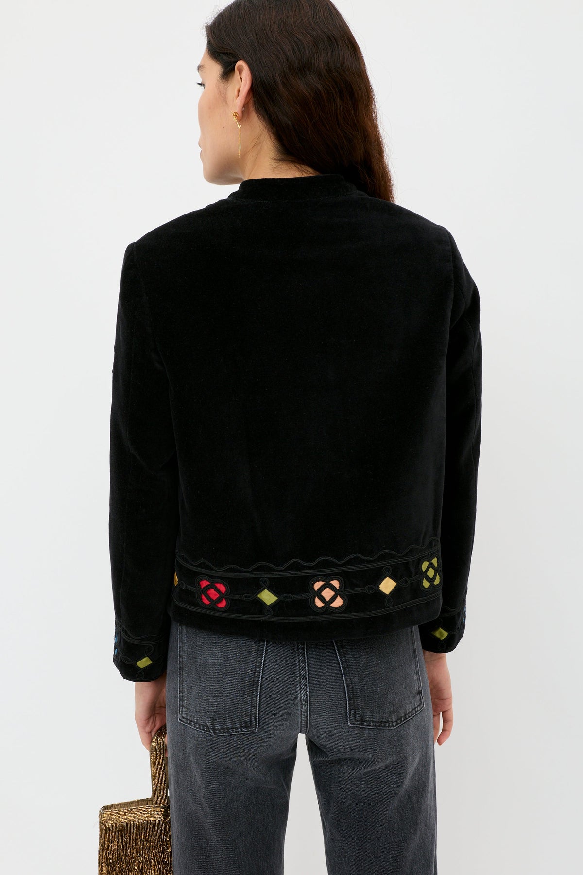 Viktoria  -  Serino Applique Black