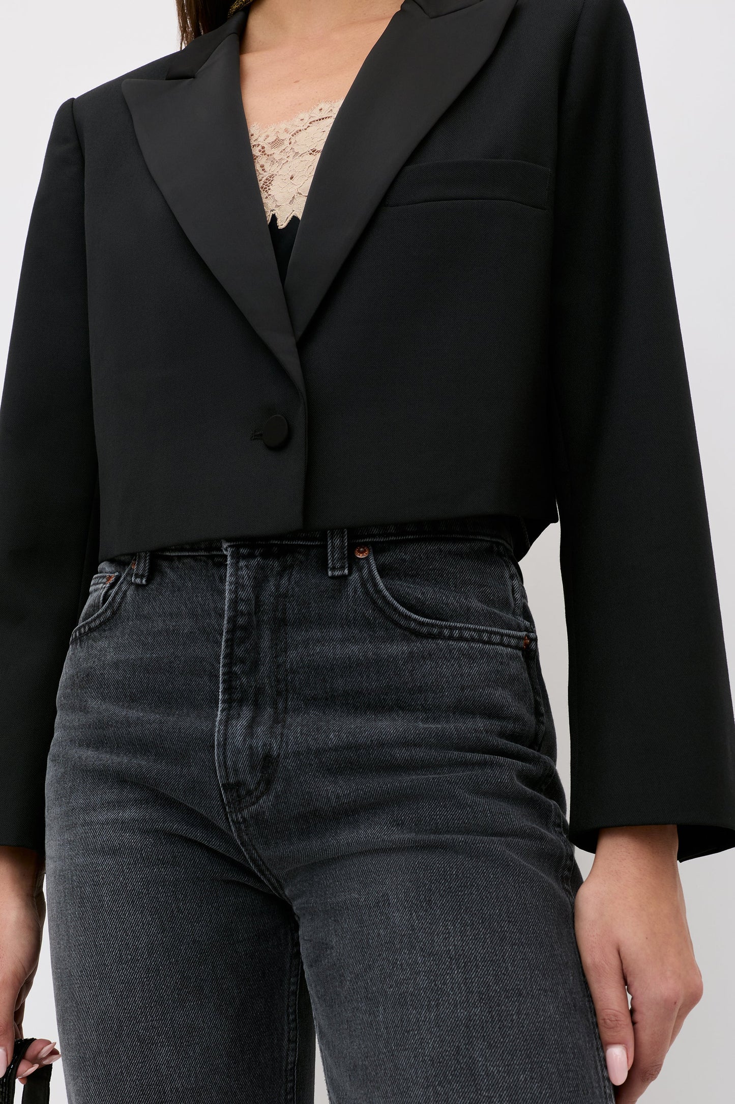 Meria  -  Black