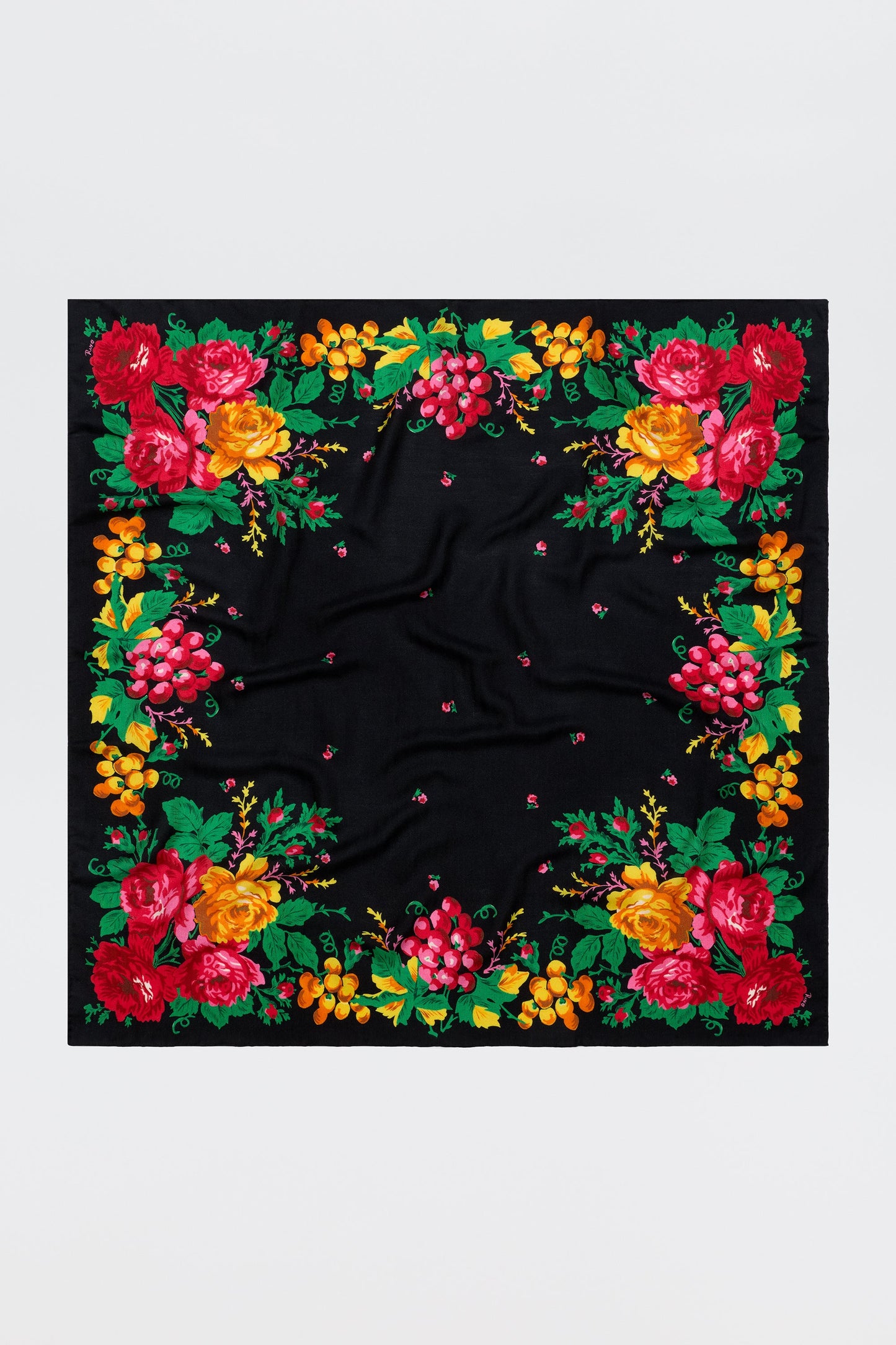 Elianna  -  Rosette Black