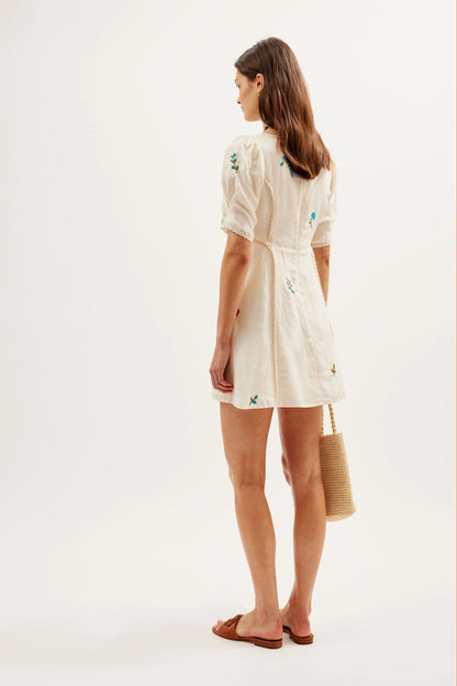 Marne  -  Ombre Floral Embroidery Cream
