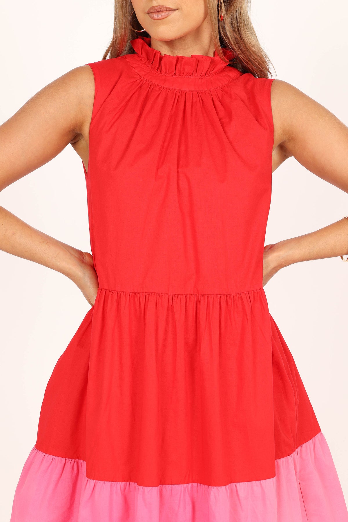 Bradshaw Tiered Mini Dress - Red/Pink